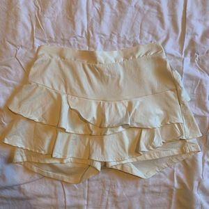 Off white ruffled skort